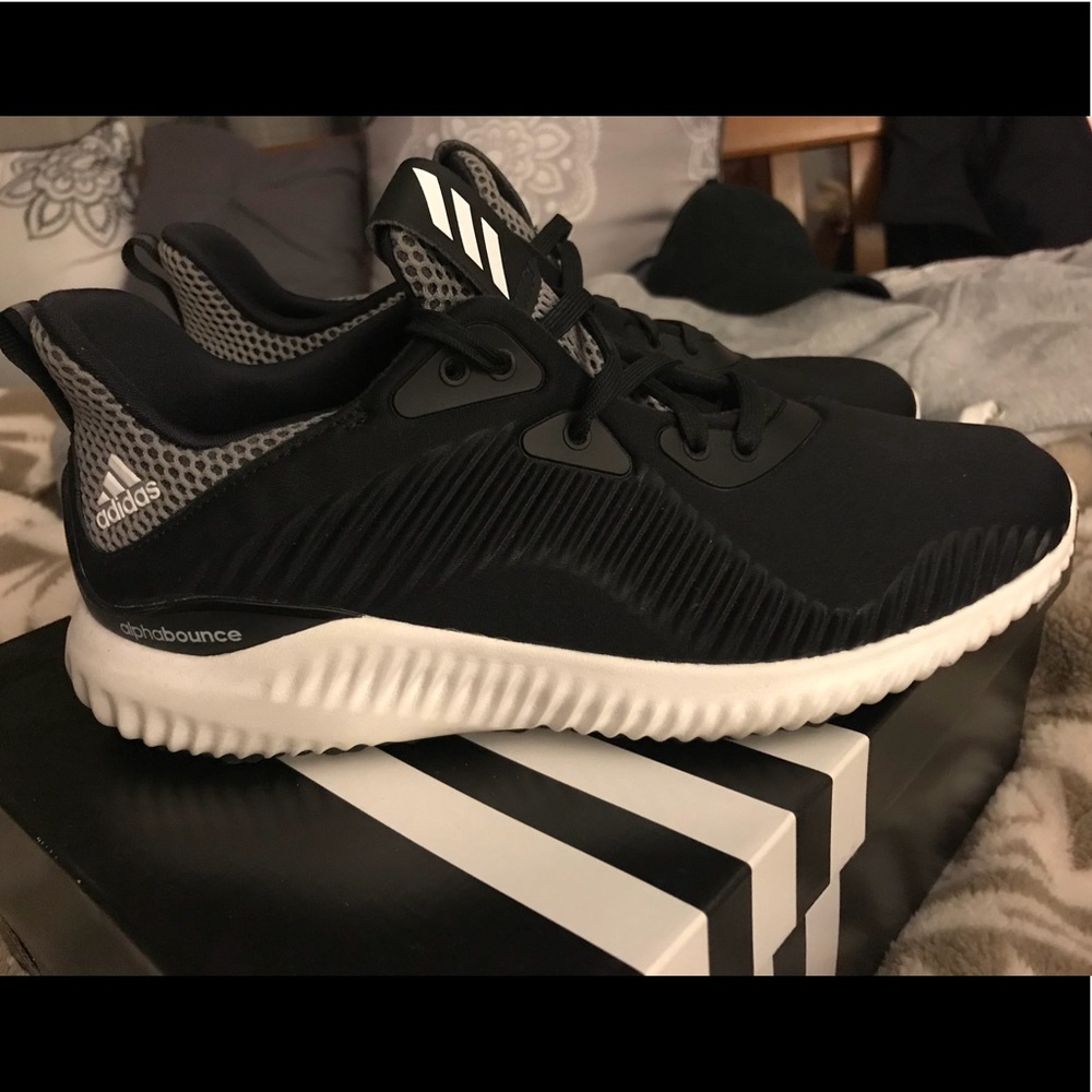 Adidas Alphabounce j